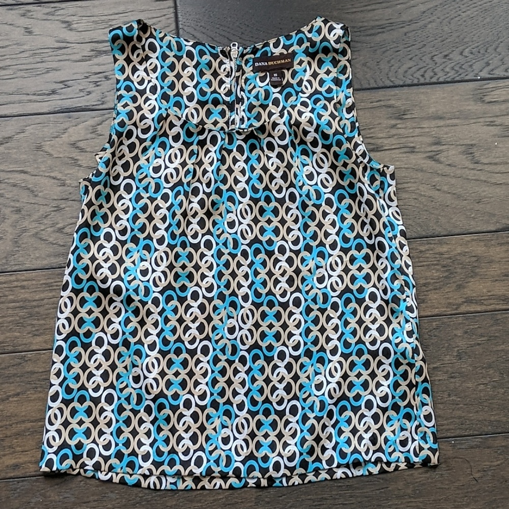 Sleeveless top